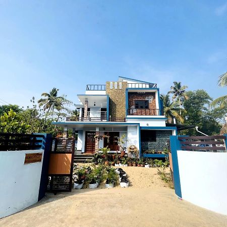 Malhar Marari Homestay Mararikulam Εξωτερικό φωτογραφία